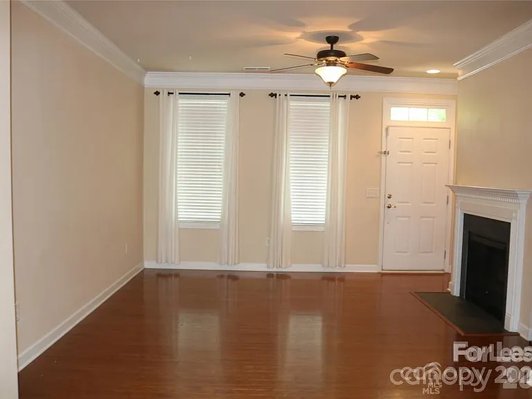9806 Longstone Ln — Photo 3