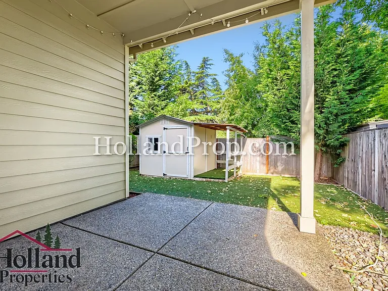 131 NE 30th Ave — Photo 27
