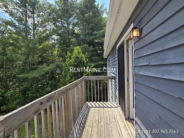 10 Hartley St #7 — Photo 22