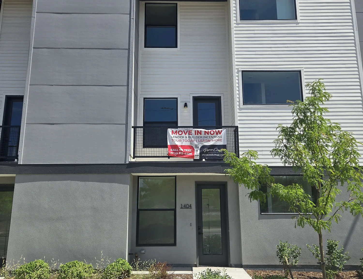 3 bed, 2046 sqft, $3,550 — Photo 2