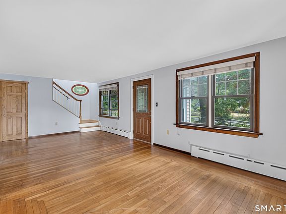 3rd image of 42 Ezra Street