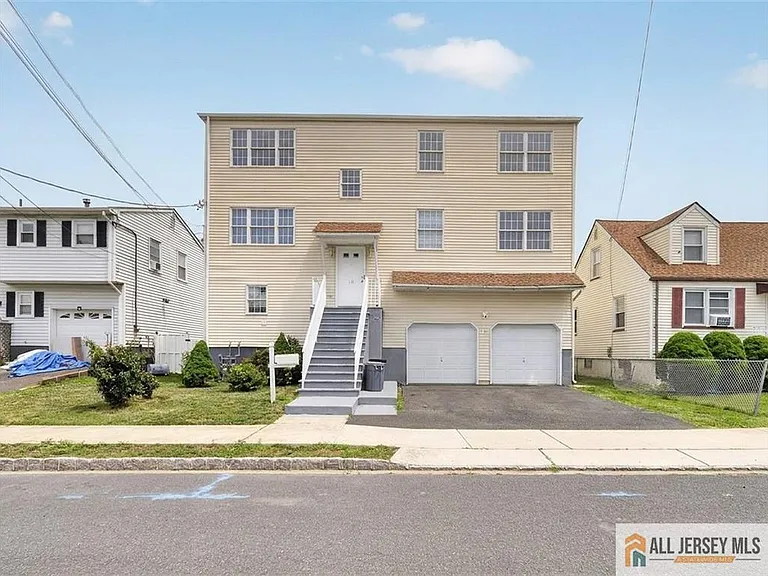 19 Harris St — Photo 1