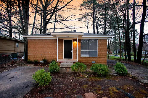 3219 Potter St Photo 1
