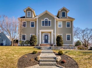 22 Moccasin Path, Arlington, MA 02474