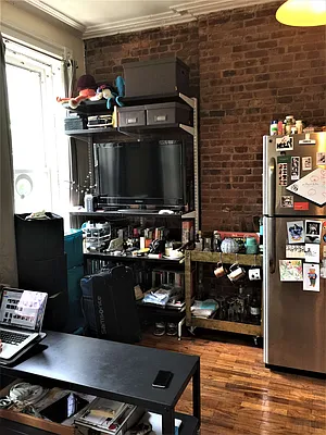 Rented by Nooklyn NYC LLC | media 19