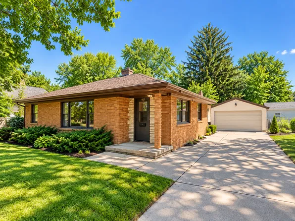 418 S Owen Dr, Madison, WI 53711