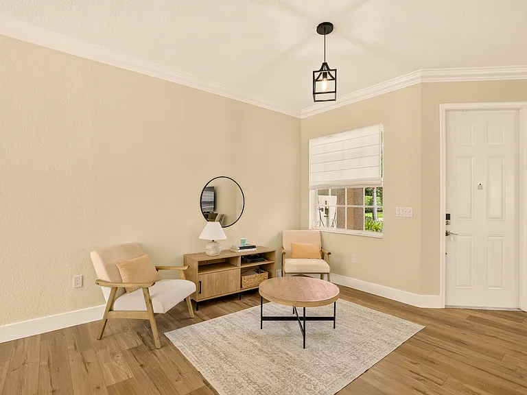 7630 Topiary Ave — Photo 9