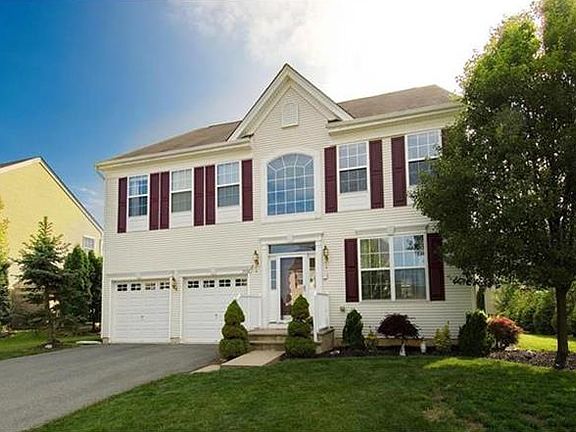 3rd image of 3458 Lurman Dr