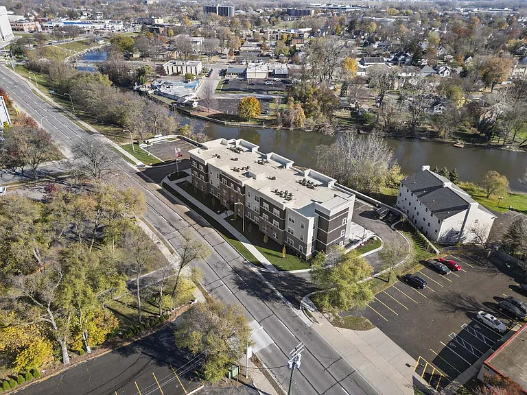 Edison Crossing LP — Photo 11