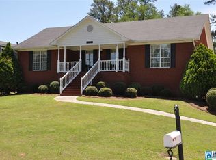111 Treasure Trl, Gardendale, AL 35071
