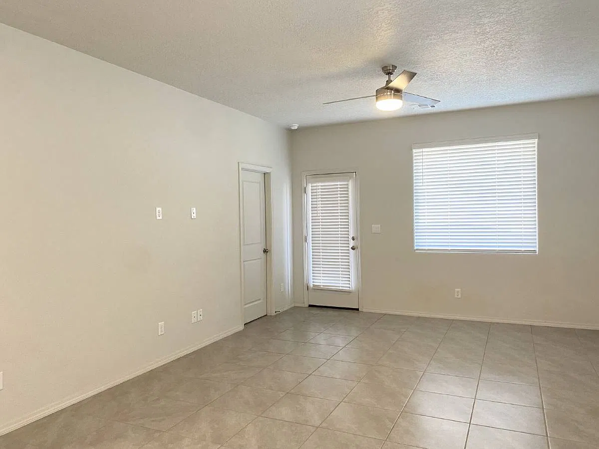 2409 Talisker St NE in Rio Rancho, NM 87144 — Photo 3