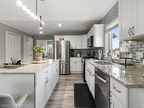 2nd image of 16595 Savor Ln