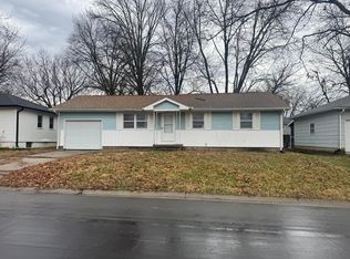 1708 Colby Ave, Marshall, MO 65340