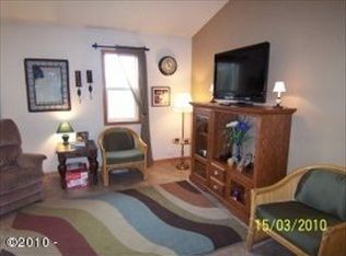 1660 SE Port Dr, Lincoln City, OR