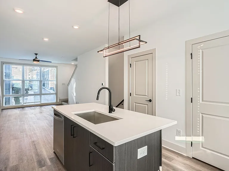 EastWood Townhomes — Photo 47
