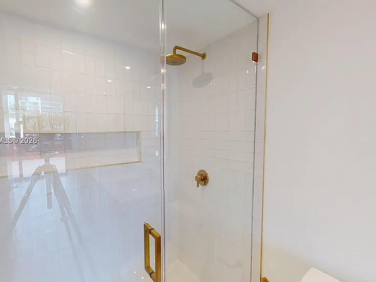 90 NE 32nd St #603 — Photo 16