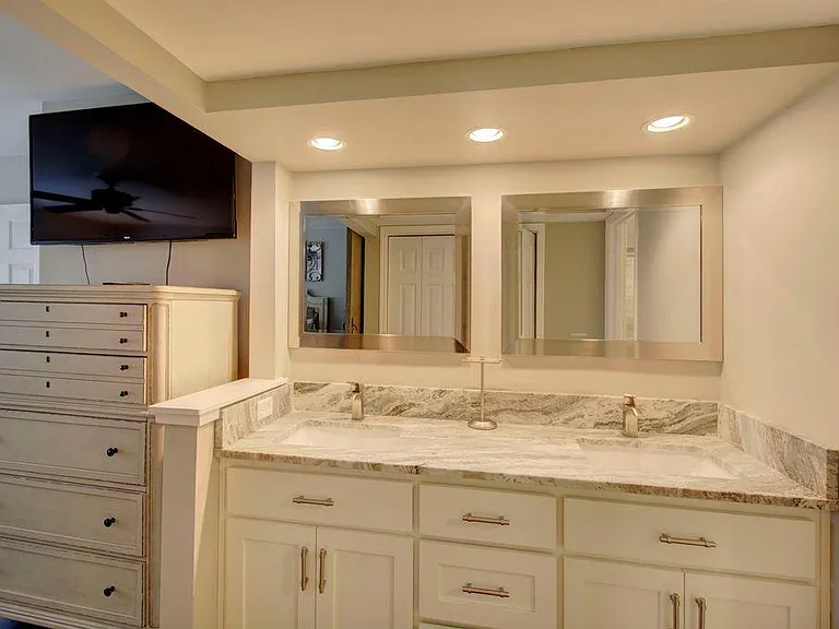 915 Wimbledon Dr — Photo 22
