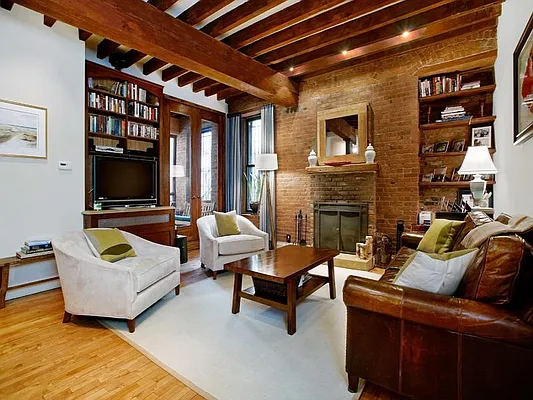 Sold by Sotheby's International Realty | media 12