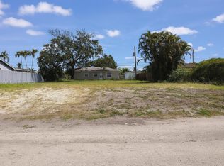 6651 Meade St, Hollywood, FL 33024