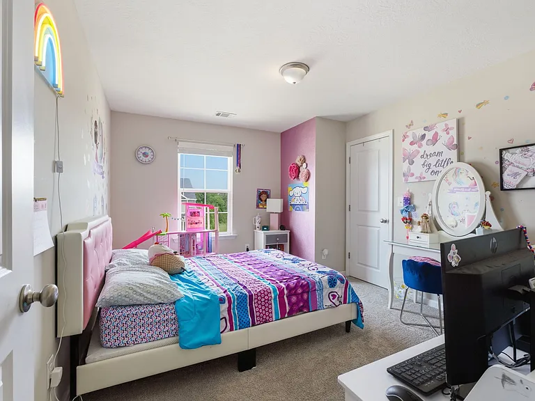116 Dublin Loop — Photo 16
