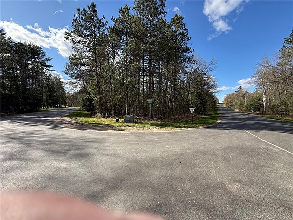 5th image of 8667 Lakeside Road