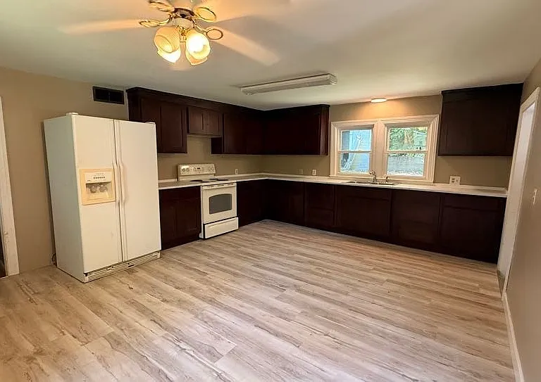 629 Portage Lakes Dr — Photo 12