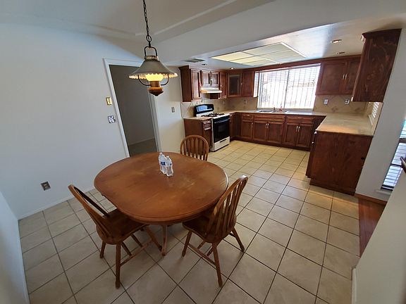 5th image of 1817 Dale Douglas Dr