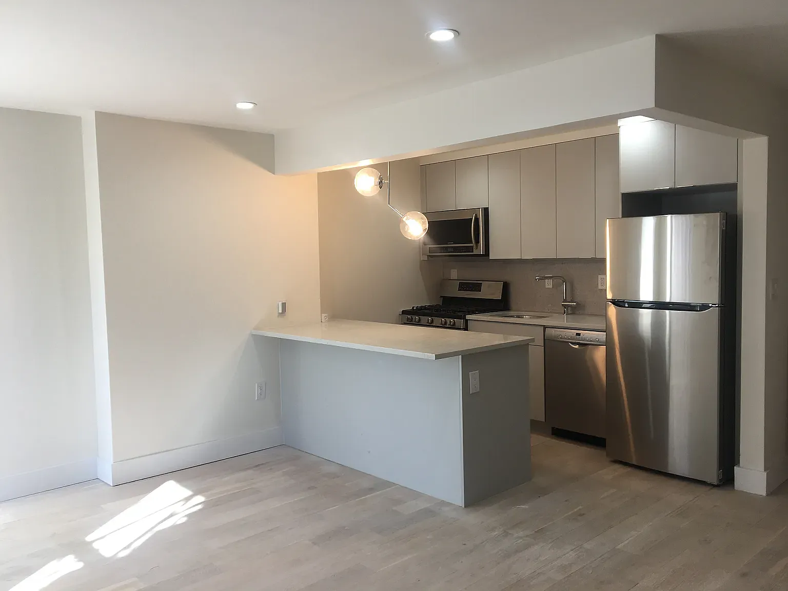 1585 Pacific Street — Photo 2
