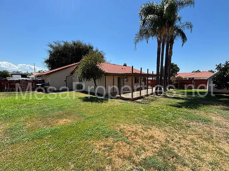 194 S Loretta St — Photo 13