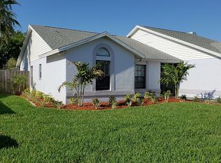 1920 Glen Lakes Blvd N, Saint Petersburg, FL 33702