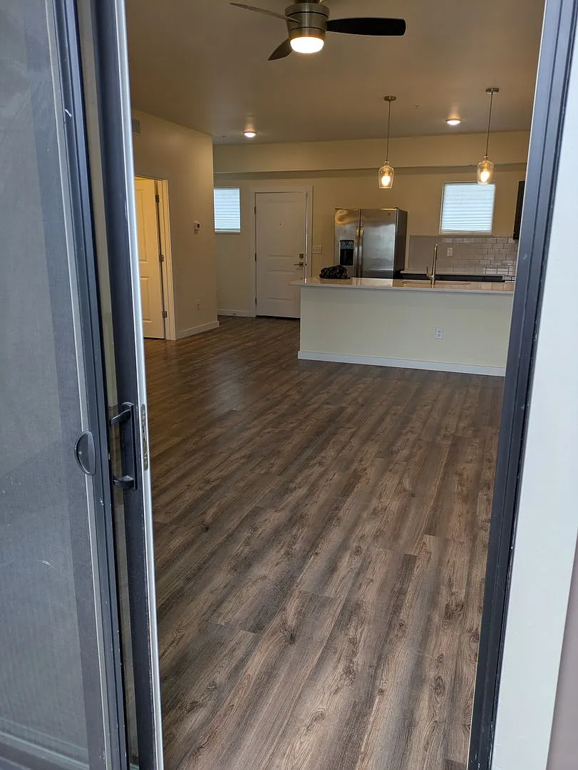 North Walnut Apartments — Photo 3