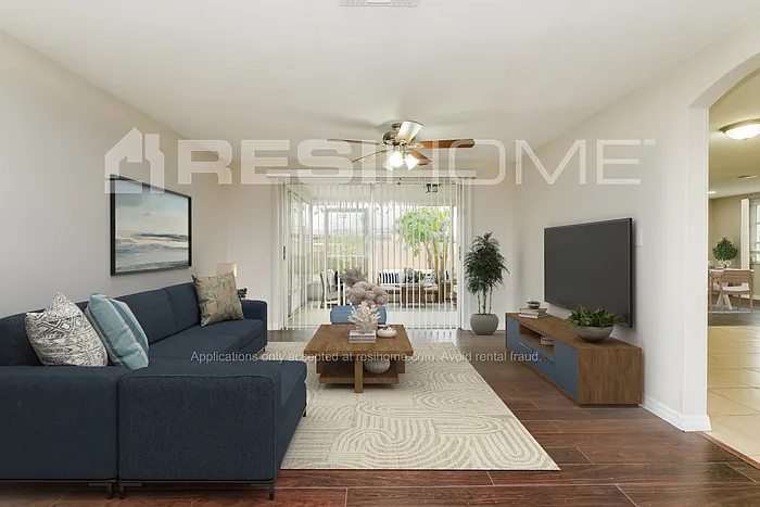 9845 Lake Chrise Ln — Photo 4