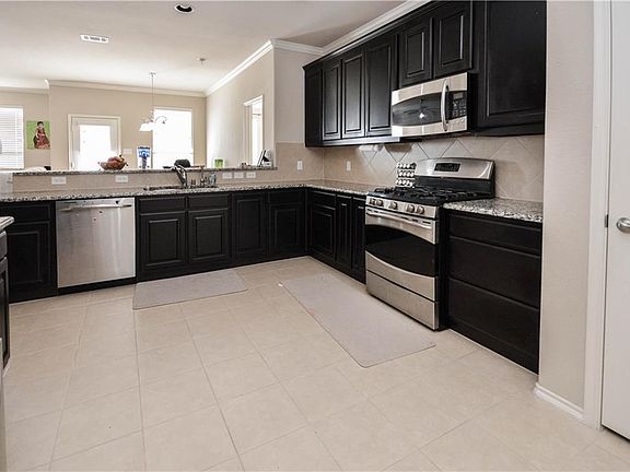 3rd image of 9601 Mulligan Dr