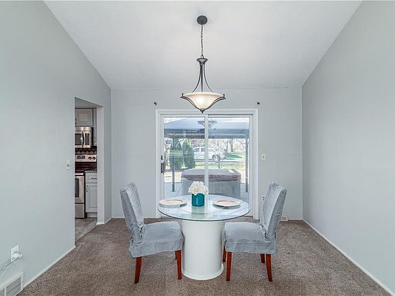 4th image of 6656 Chadbourne Dr
