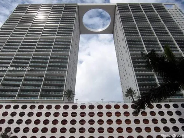 55 SE 6th St APT 2702, Miami, FL 33131