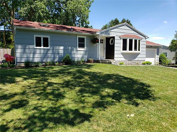 3rd image of 24 Shirley St