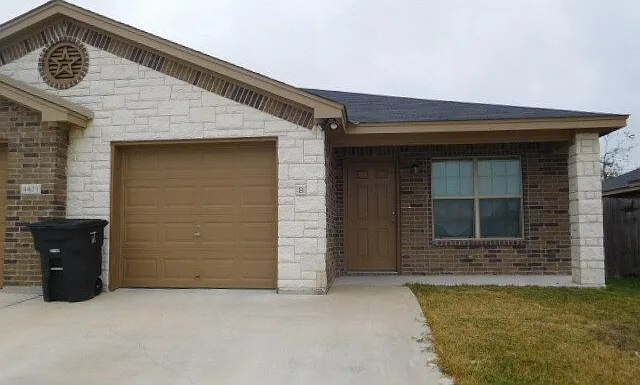 4403 Cambridge Dr #B — Photo 1