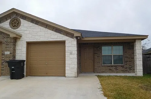 4403 Cambridge Dr #B Photo 1