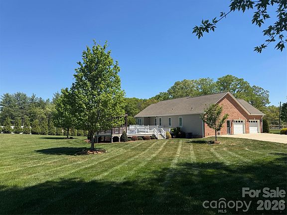 5th image of 379 Horseshoe Bend Rd