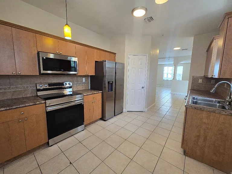 3106 Shoma Dr — Photo 4