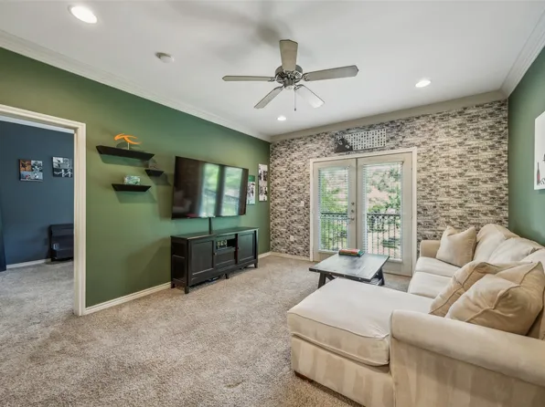 3102 Kings Rd APT 2103, Dallas, TX 75219