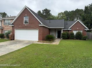 11267 Riverbend Dr, Gulfport, MS 39503