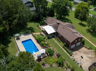 237 Craigmeade Dr, Nashville, TN 37214