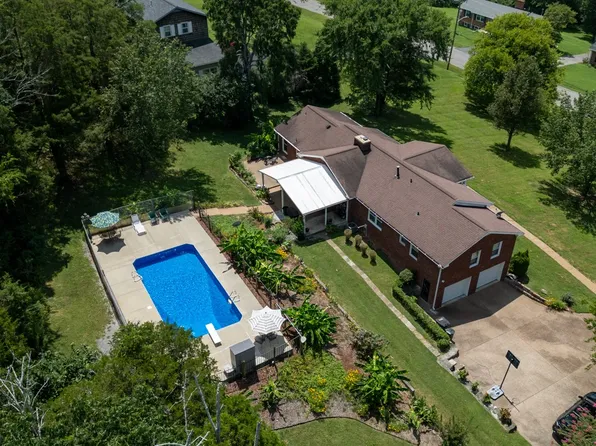 237 Craigmeade Dr, Nashville, TN 37214