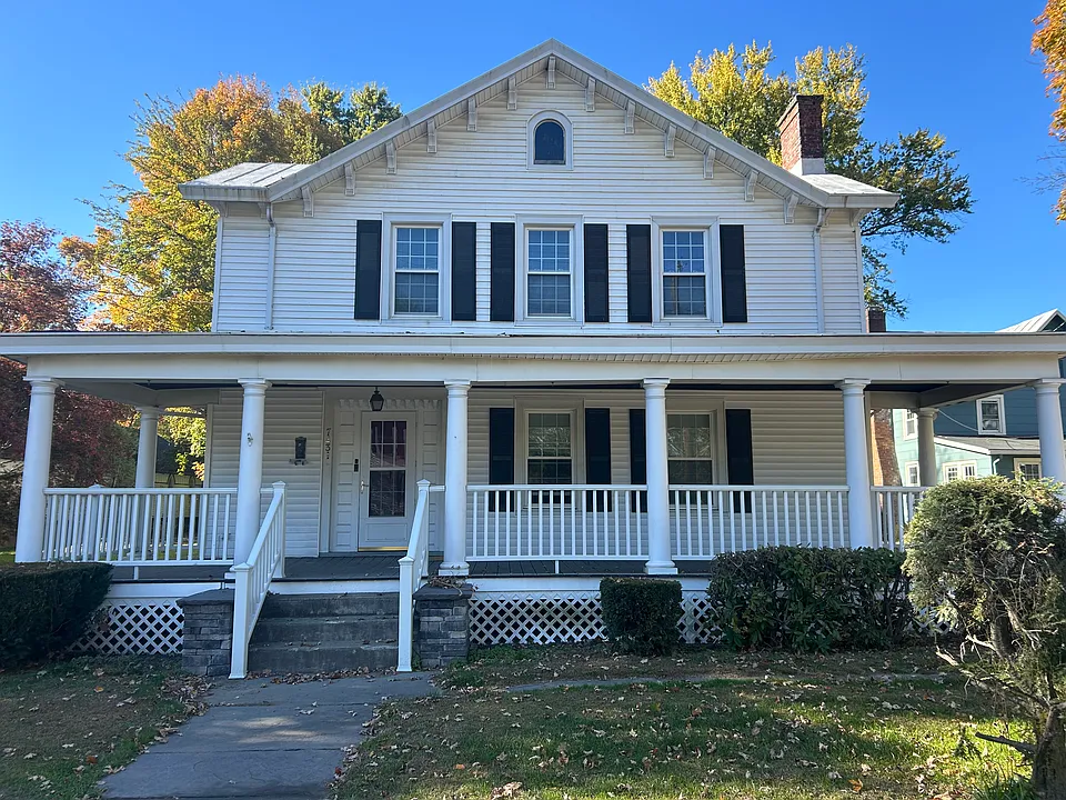 7431 S Broadway #2