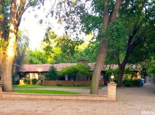 590 Trout Lake Dr, Sanger, CA 93657