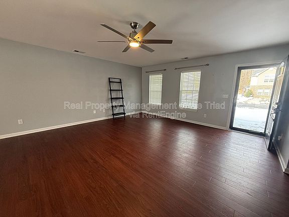 2nd image of 6519 Ashebrooke Dr