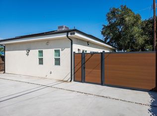 11022 Penrose St #11024, Sun Valley, CA 91352