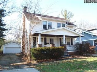 1372 Vandemar St, Cleveland Heights, OH 44121