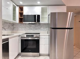 3051 SW 27th Ave APT 105, Miami, FL 33133